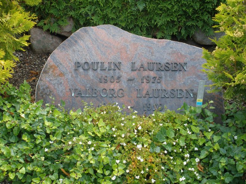 Poulin Laursen.JPG